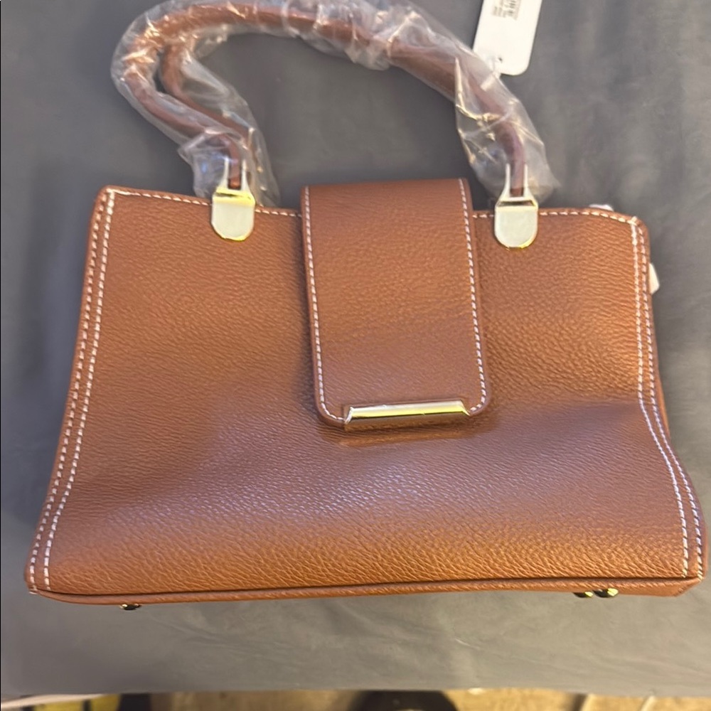 Elegant Brown Handbag